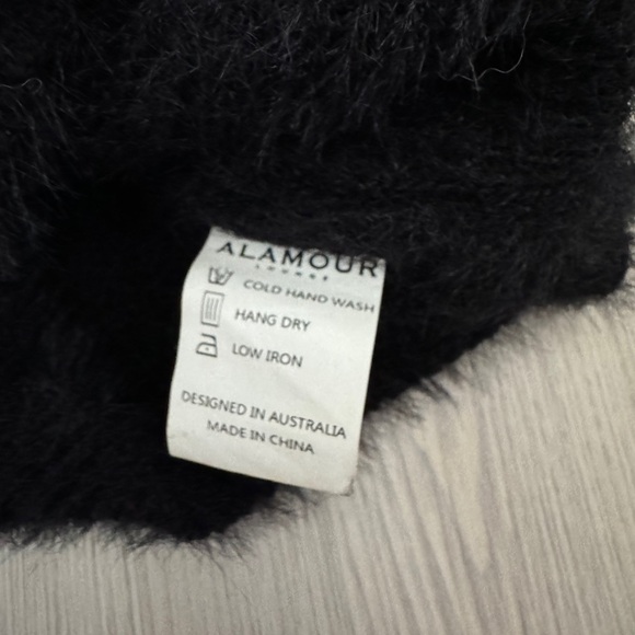 Alamour the Label Black Cami Top Zendaya Fuzzy Furry XXS - Picture 9 of 10